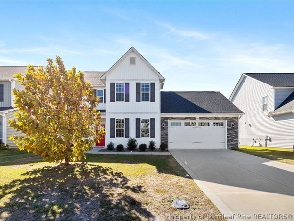 1664 Seattle Slew Lane , Hope Mills, NC 28348