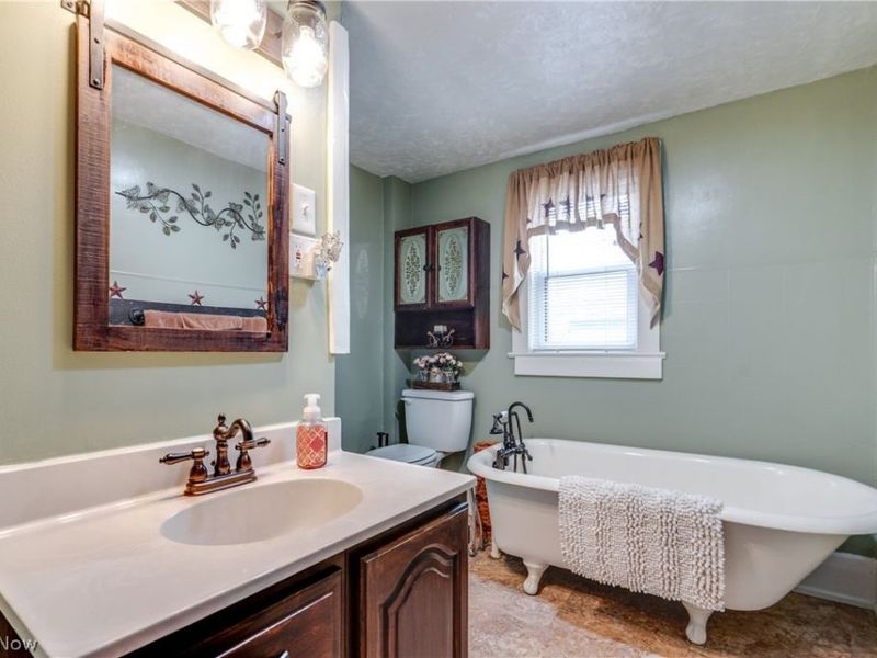 1235 Liberty Avenue, Barberton, OH 44203 Photo 18