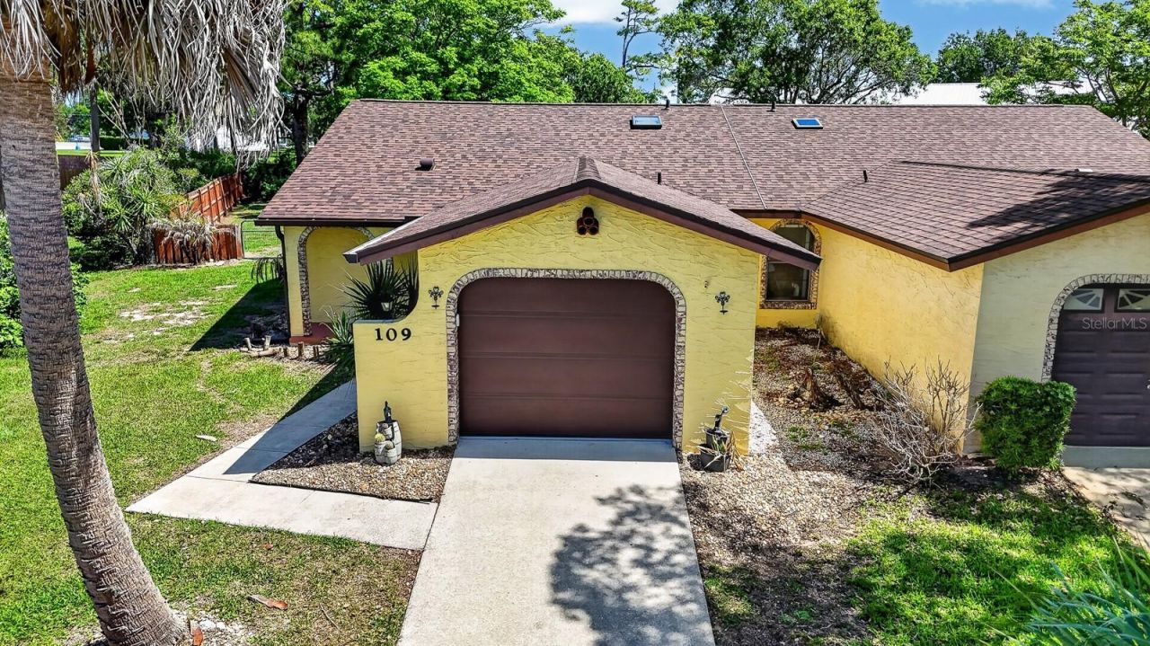 109 Shangri La Circle, Edgewater, FL 32132 Photo