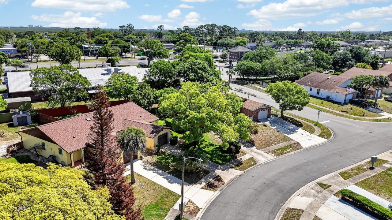 109 Shangri La Circle, Edgewater, FL 32132 Photo