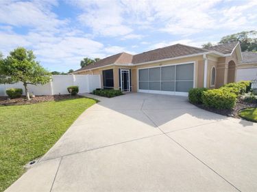 437 JARQUIN WAY, THE VILLAGES, FL 32162