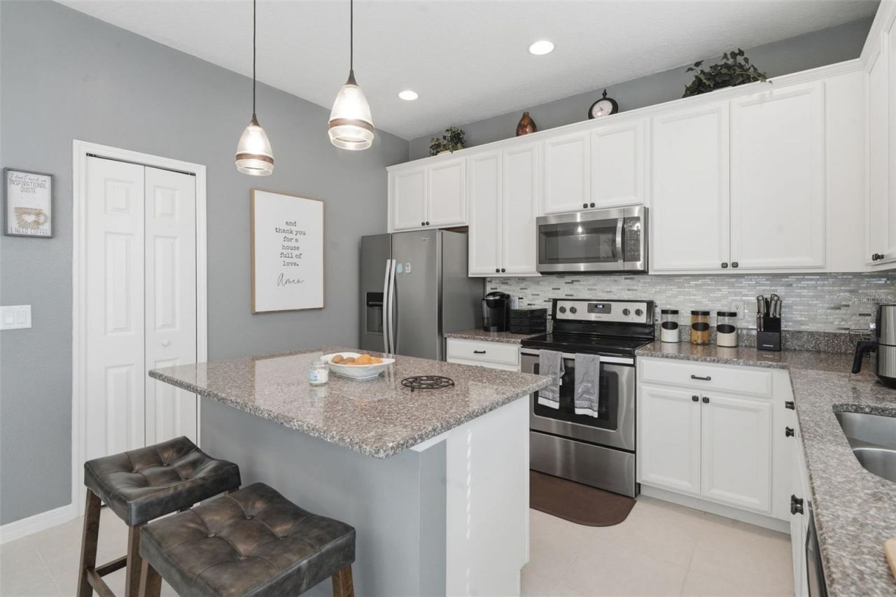 1226 E 10th Street, Apopka, FL 32703 Photo