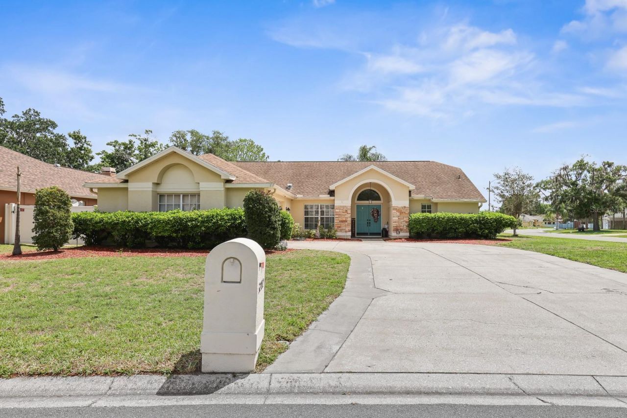 3202 Kilmer Drive, Plant City, FL 33566 Main Photo
