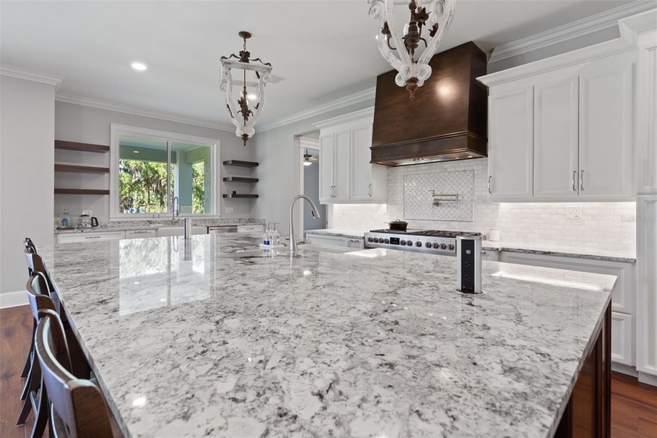 3321 N Kingsway Road, Thonotosassa, FL 33592 Photo