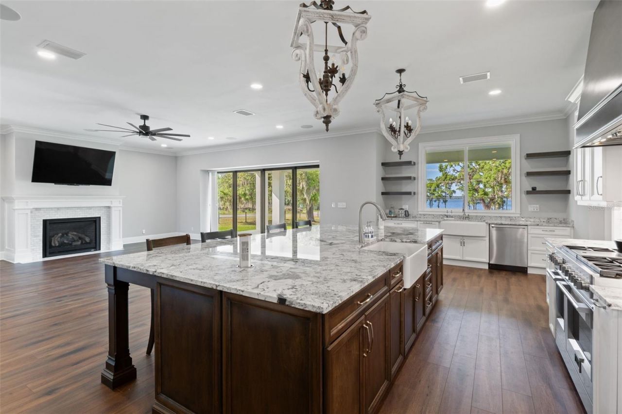 3321 N Kingsway Road, Thonotosassa, FL 33592 Photo