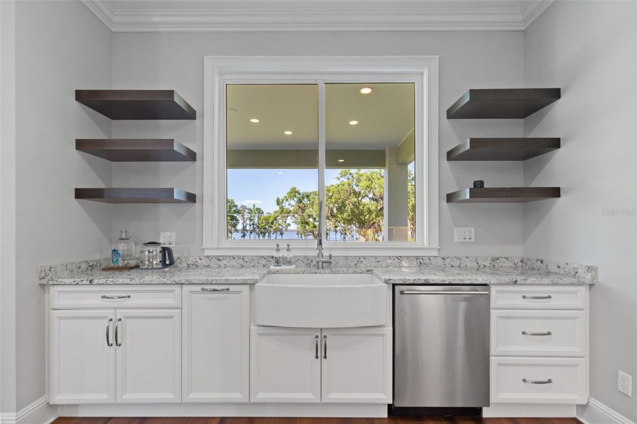 3321 N Kingsway Road, Thonotosassa, FL 33592 Photo