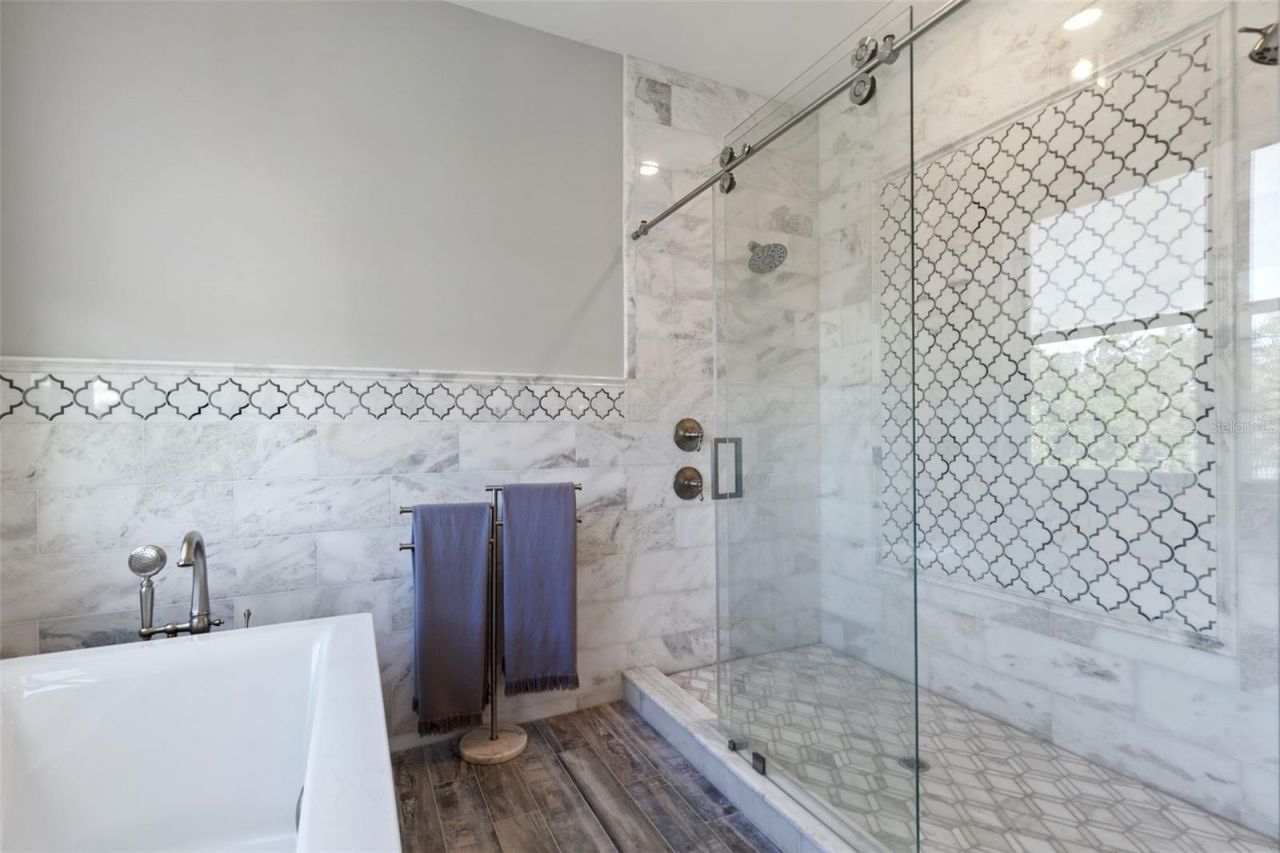 3321 N Kingsway Road, Thonotosassa, FL 33592 Photo