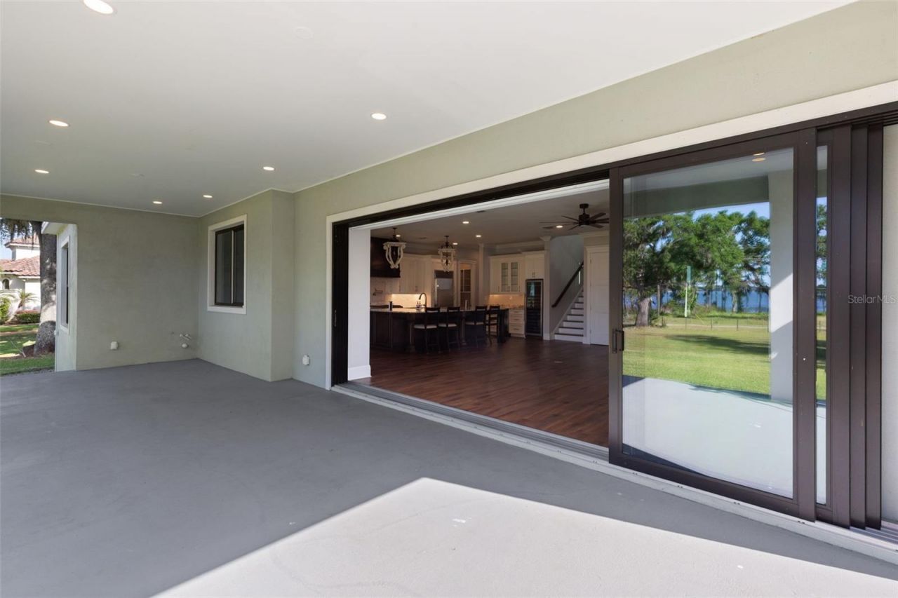 3321 N Kingsway Road, Thonotosassa, FL 33592 Photo