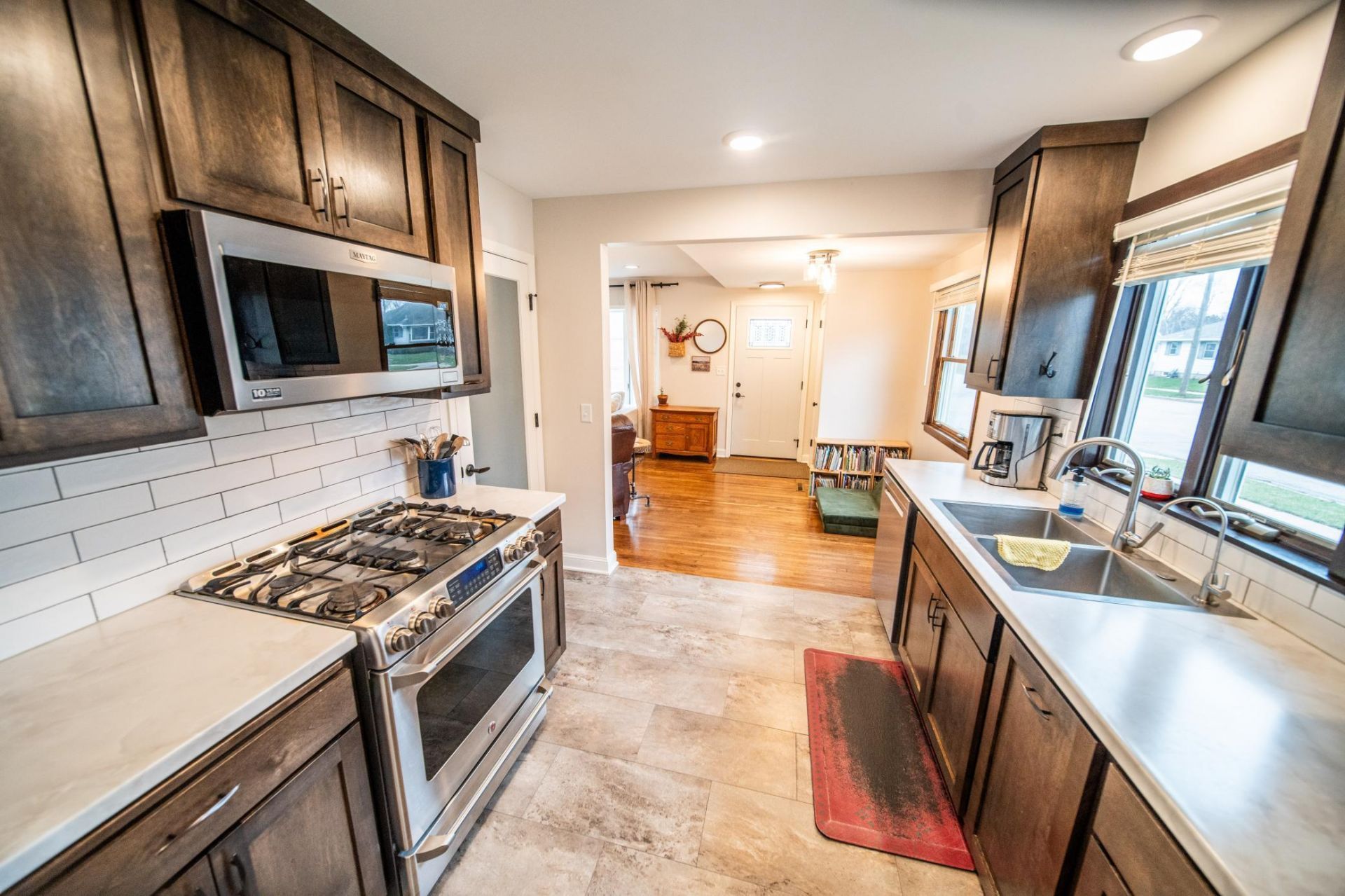 1412 9th Avenue NE Rochester, MN 55906