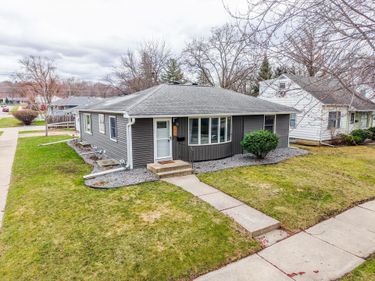 1412 9th Avenue NE, Rochester, MN 55906