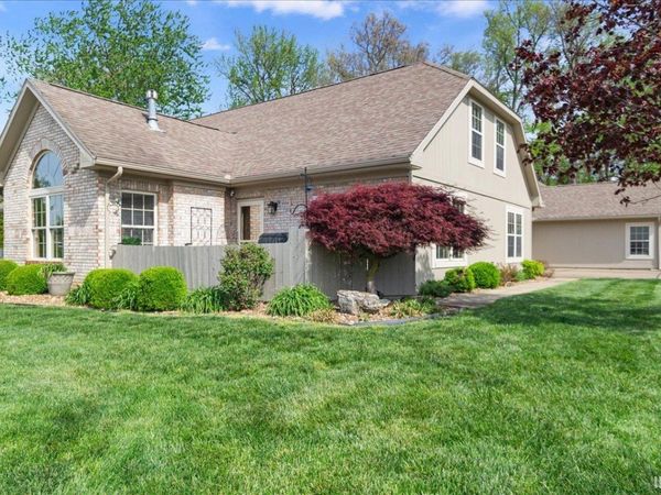 8004 River Park Way, Evansville, IN 47715