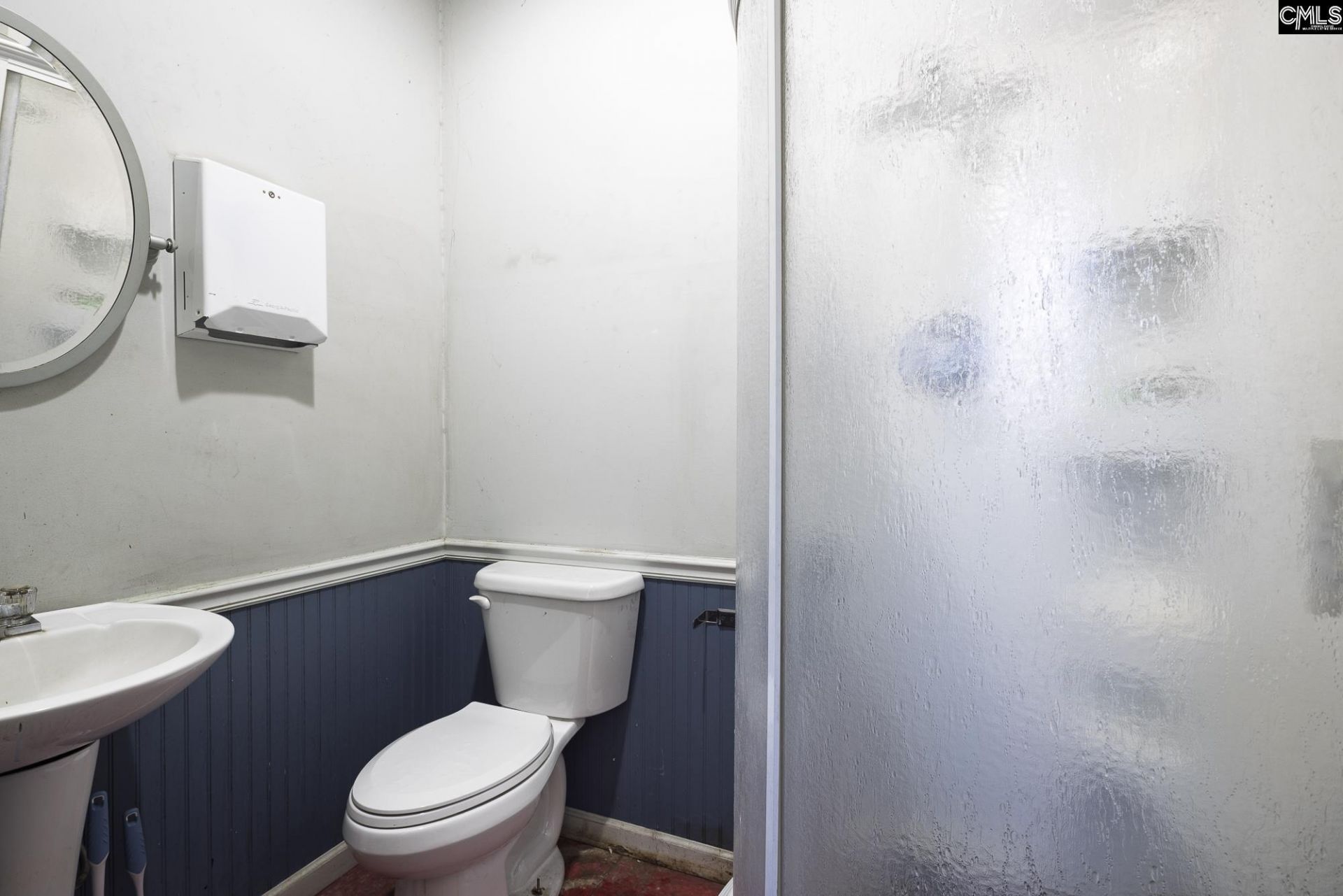 508 Travis Avenue Photo 11