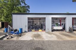 508 Travis Avenue photo 4