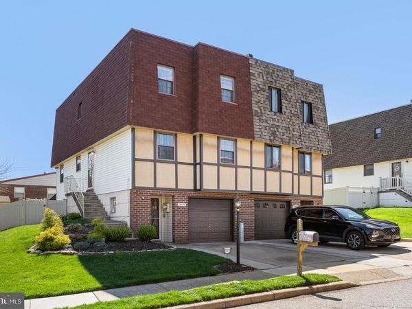 15127 KOVATS DRIVE, PHILADELPHIA, PA 19116