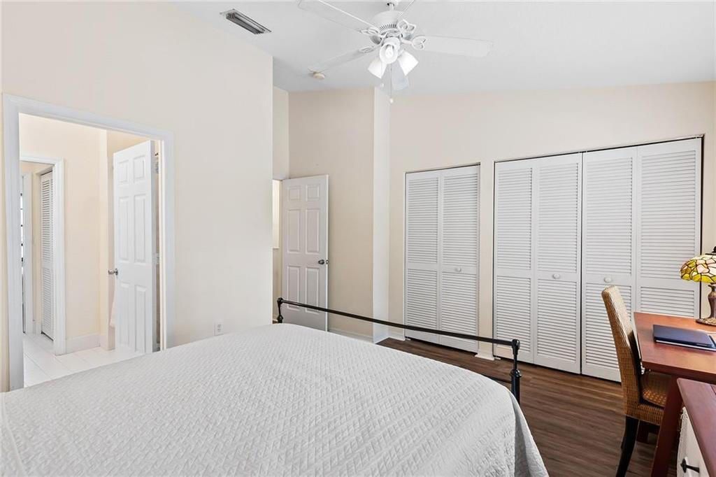 247 City View Drive, Fort Lauderdale, FL 33311 Photo