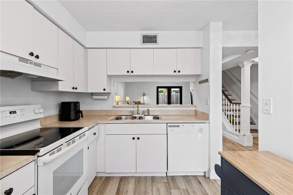 247 City View Drive, Fort Lauderdale, FL 33311 Photo