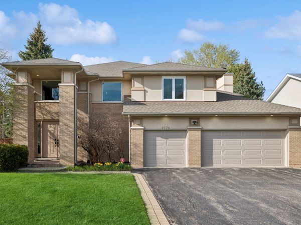 2774 Walters Avenue , Northbrook, IL 60062