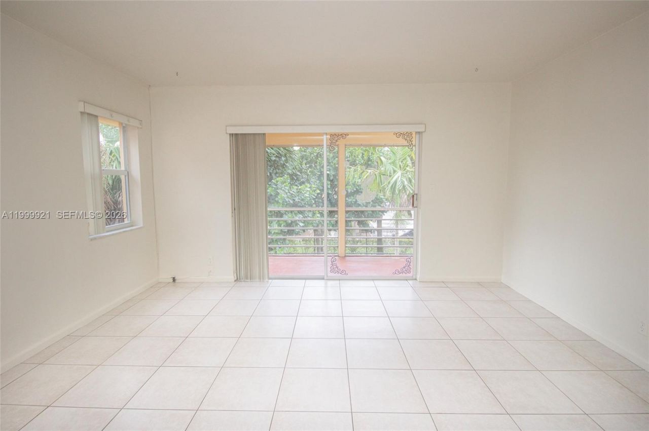 8900 NW 38th Dr, Unit 4, Coral Springs, FL 33065 Photo