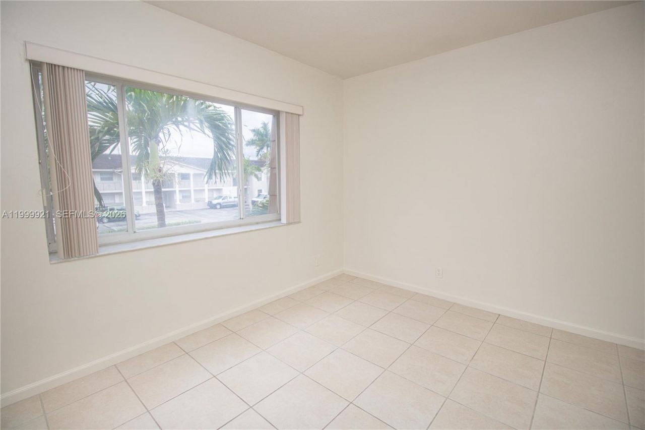 8900 NW 38th Dr, Unit 4, Coral Springs, FL 33065 Photo