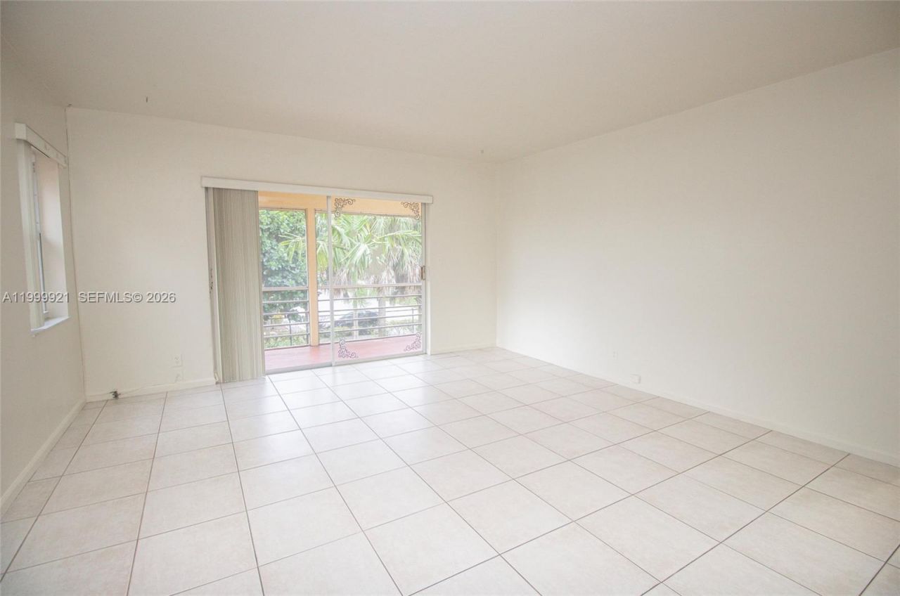 8900 NW 38th Dr, Unit 4, Coral Springs, FL 33065 Photo