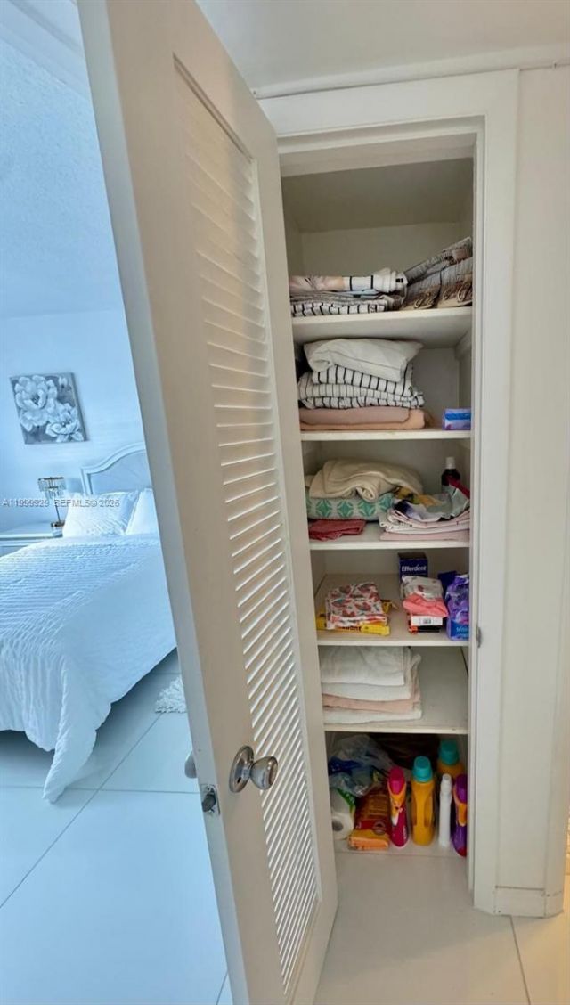 581 Blue Heron Drive, Unit 221-B, Hallandale Beach, FL 33009 Photo