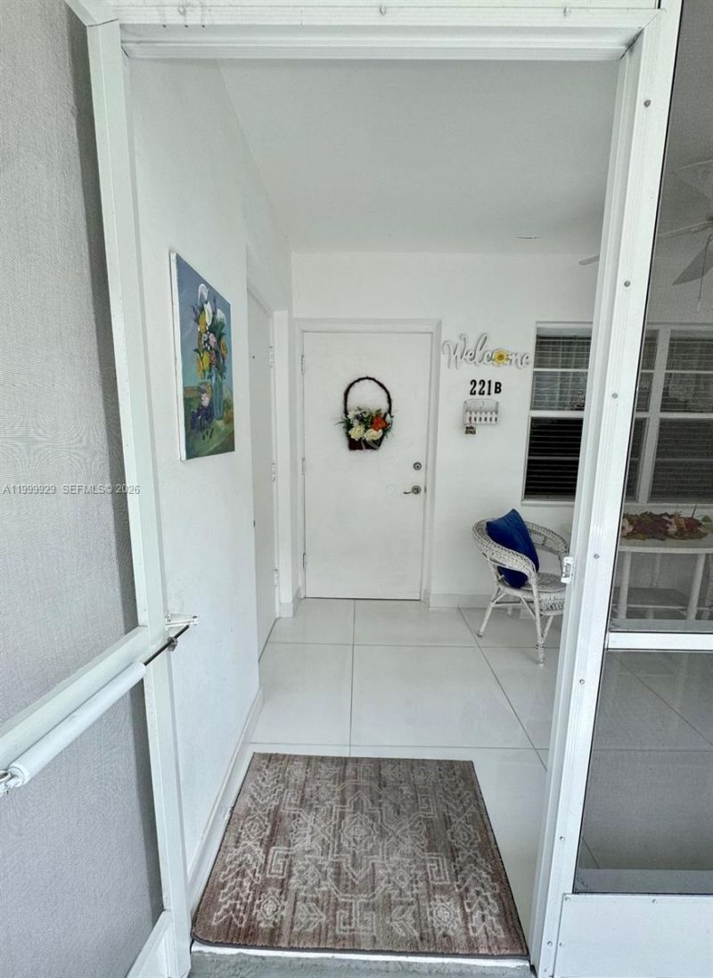 581 Blue Heron Drive, Unit 221-B, Hallandale Beach, FL 33009 Photo