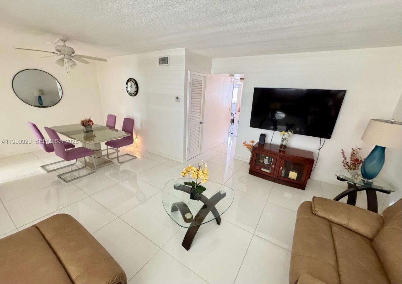 581 Blue Heron Drive, Unit 221-B, Hallandale Beach, FL 33009 Photo