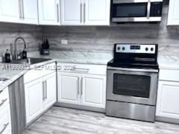 1670 NE 191st St, Unit 403-3, Miami, FL 33179