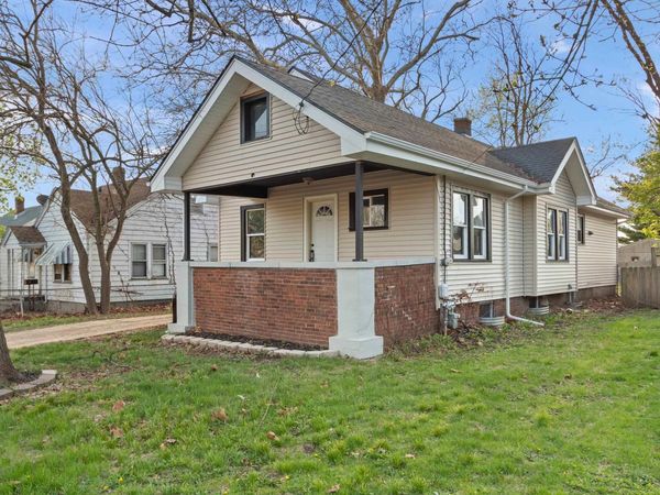 2811 N WISCONSIN Avenue, Peoria, IL 61603