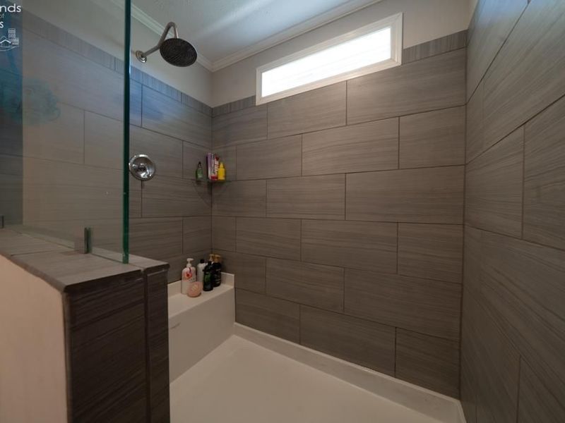 290 Ethan Drive, Fremont, OH 43420 Photo 9