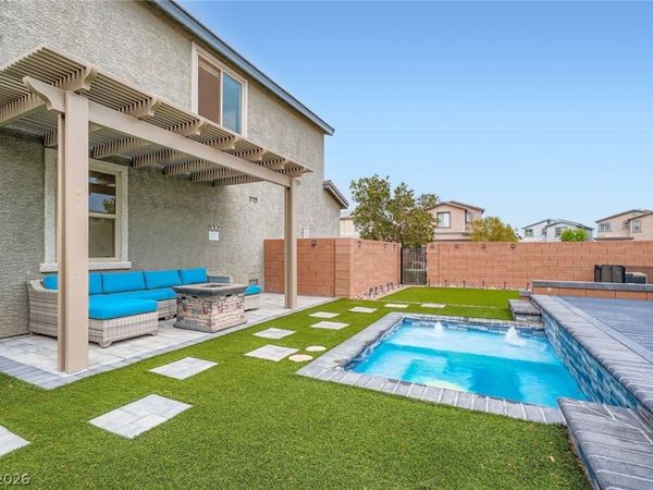 1009 Bluebell Brook Street, Henderson, NV 89052