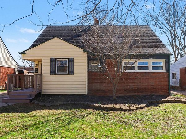 20450 Lancaster Street, Harper Woods, MI 48225