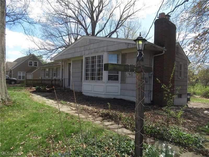 3026 38th Street NW, Canton, OH 44718 Photo 3