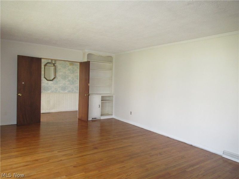 3026 38th Street NW, Canton, OH 44718 Photo 5