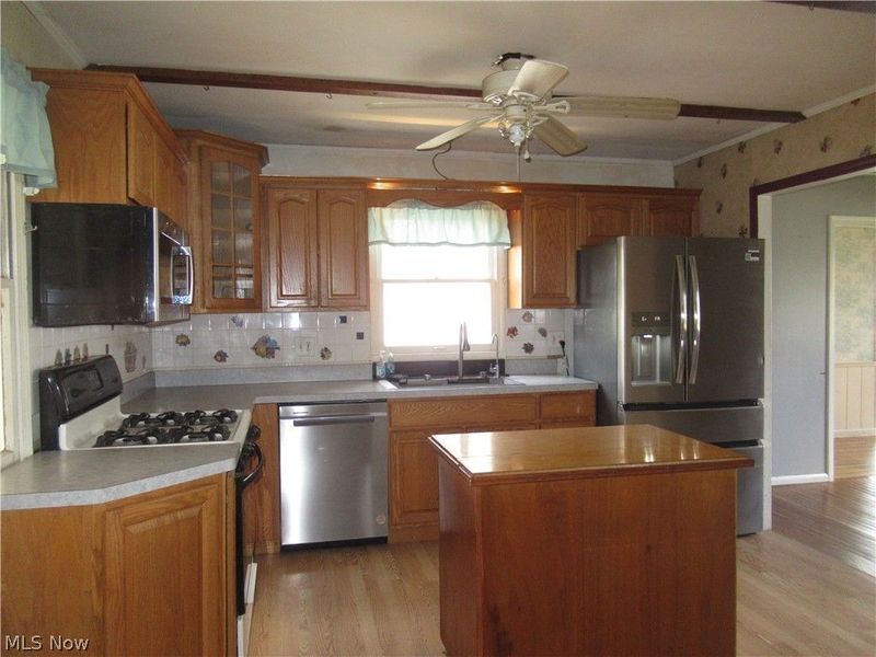 3026 38th Street NW, Canton, OH 44718 Photo 9