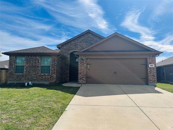215 Belmont Park Drive, Ponder, TX 76259