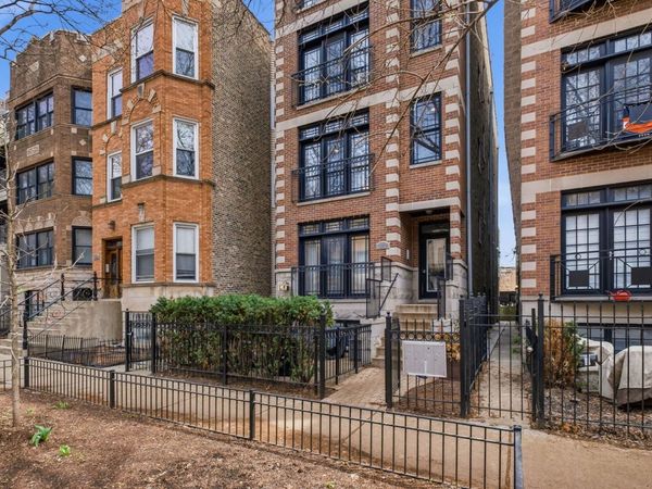 3537 N Reta Avenue, Unit 2, Chicago, IL 60657