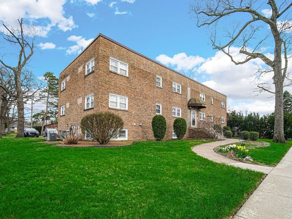 545 N Oakwood Street, Unit 7, Griffith, IN 46319