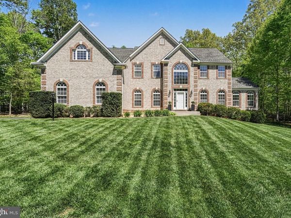 35 MILLS HOLLOW DRIVE, FREDERICKSBURG, VA 22406