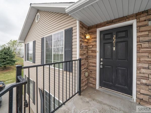 640 S 5th W, Unit 221, REXBURG, ID 83440