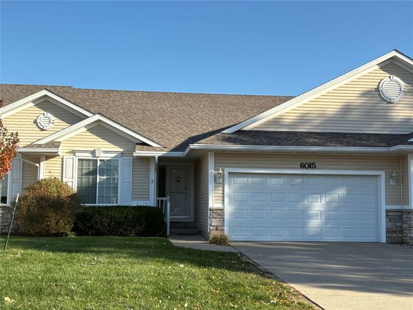 6015 NW 49th Street, Johnston, IA 50131