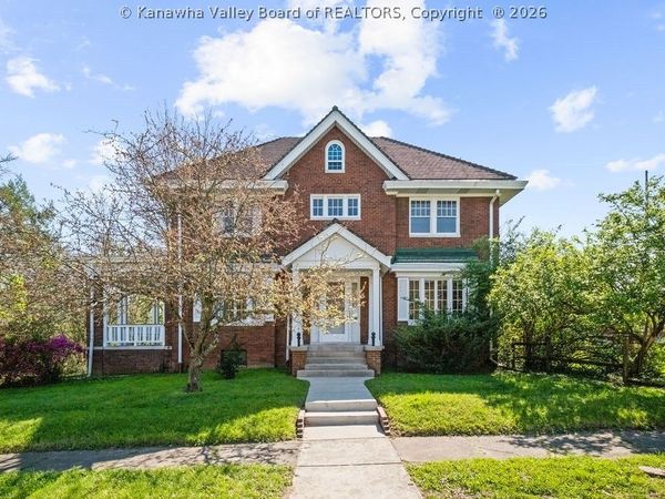 853 Edgewood Drive, Charleston, WV 25302