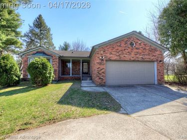 29537 Greenland Street, Livonia, MI 48154