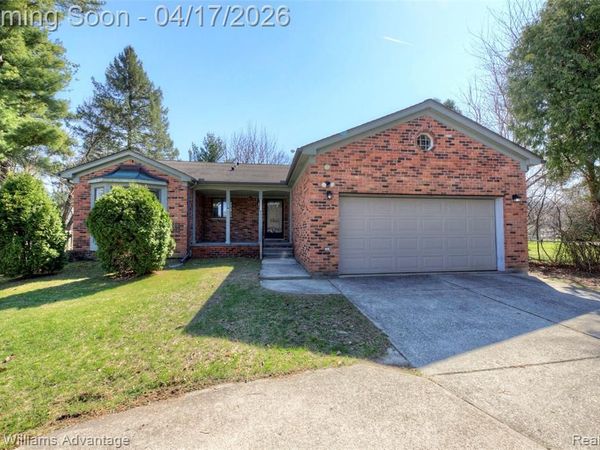 29537 Greenland Street, Livonia, MI 48154