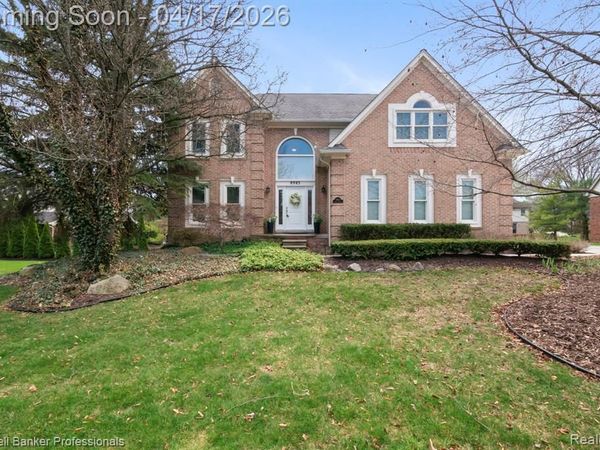 8983 Quail Circle, Plymouth Twp, MI 48170