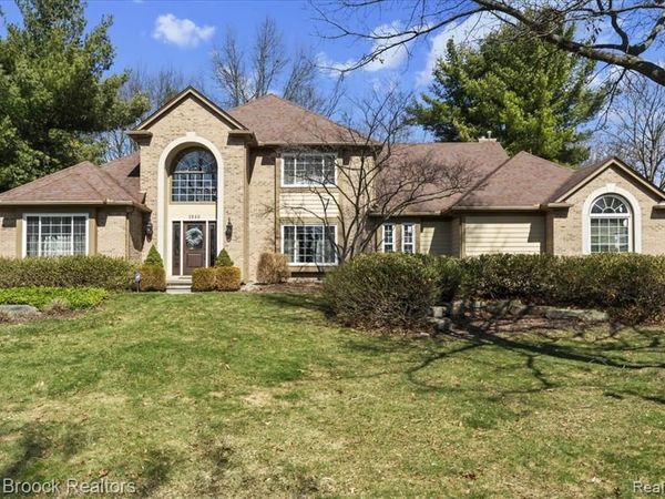 1840 Wexport Lane, Commerce Twp, MI 48382