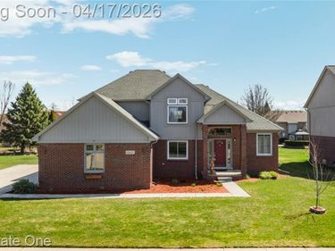 14817 Sparrow Drive, Shelby Twp, MI 48315
