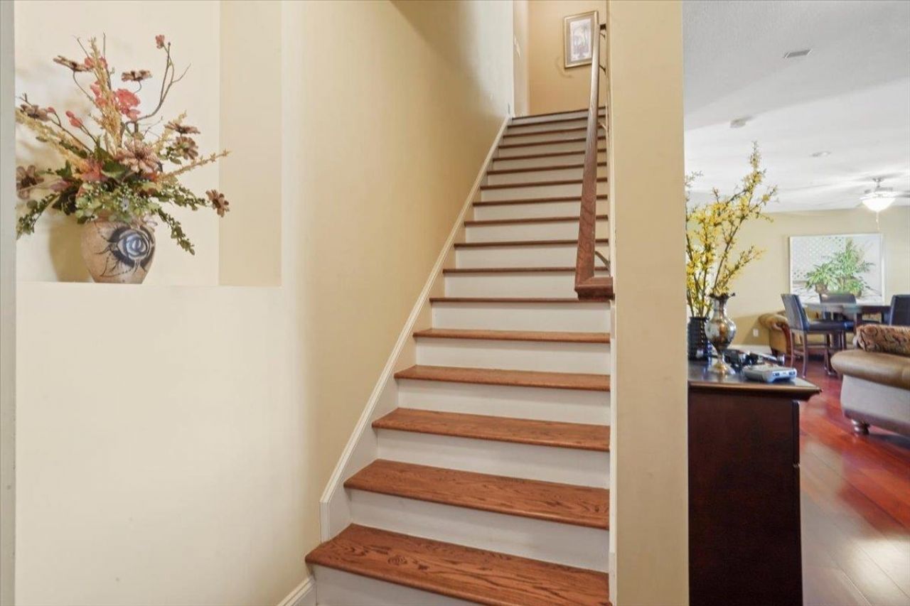 4472 River Rd.  Photo 18