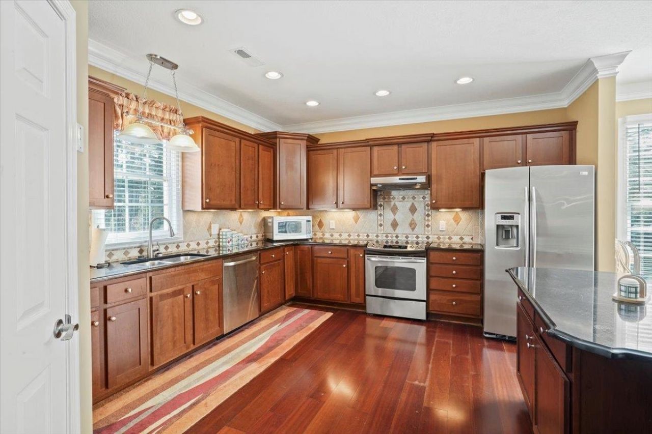 4472 River Rd.  Photo 21