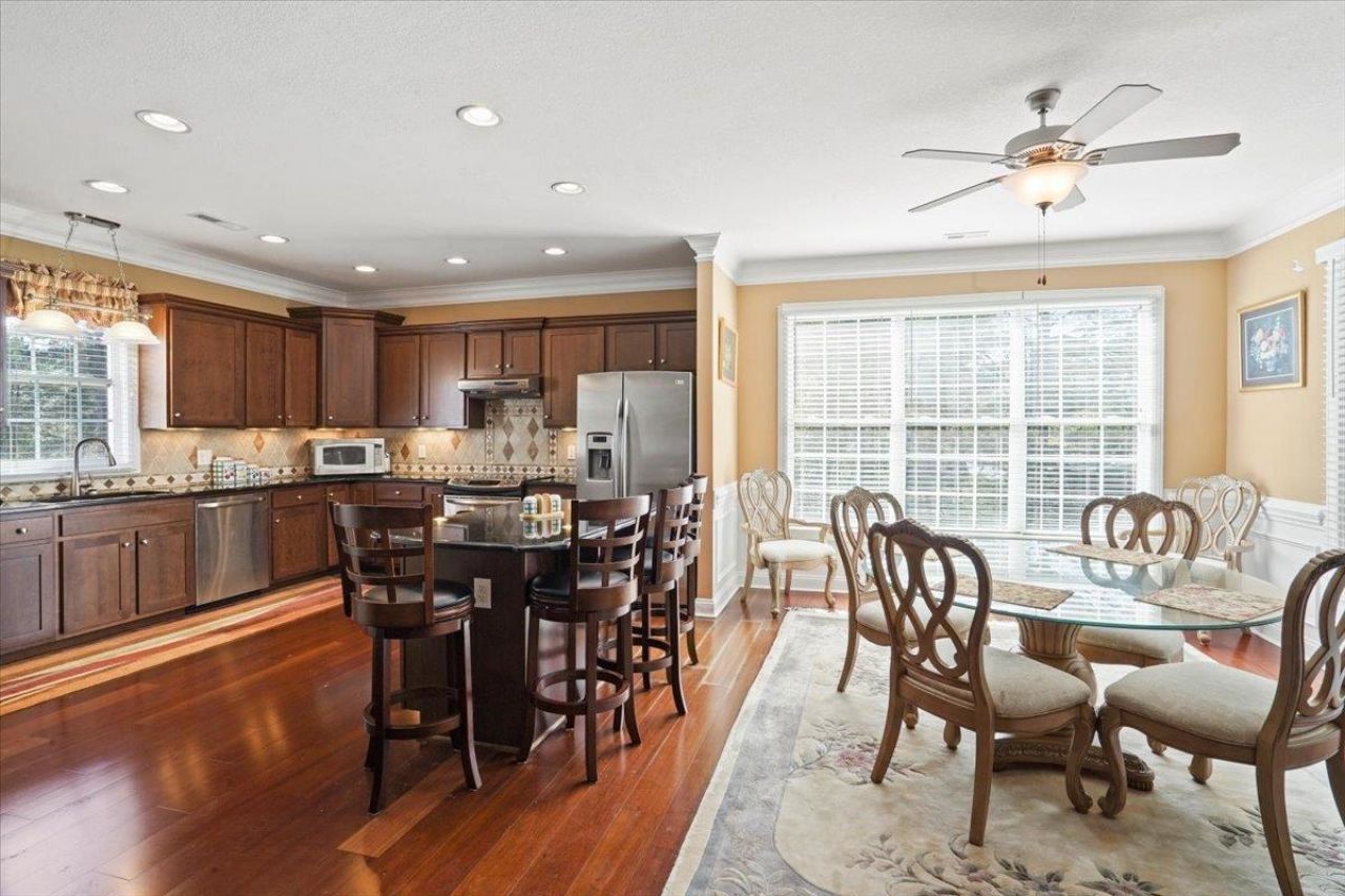 4472 River Rd.  Photo 22